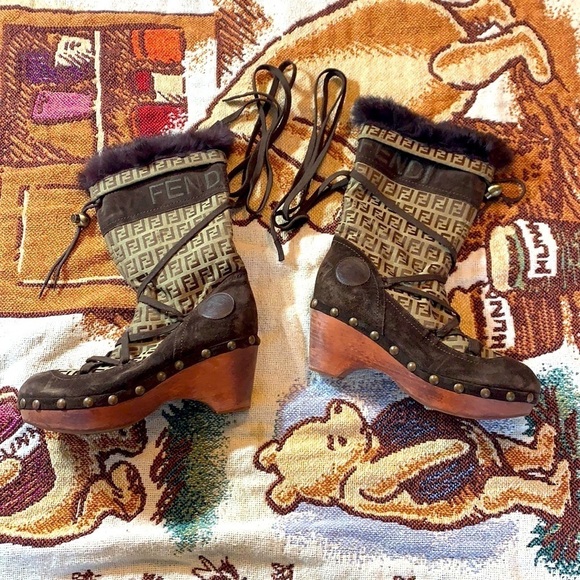 FENDI Logo Wood Platform Fur Lined Brown Winter Boots 37 studded Rare - Picture 1 of 14